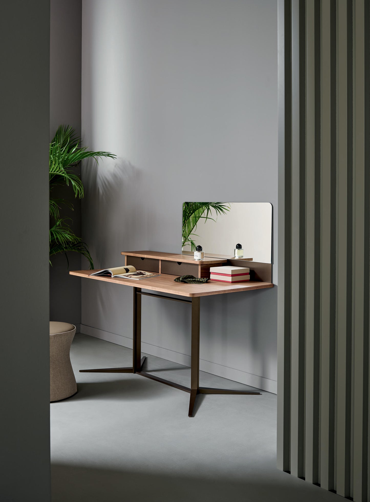 Meuble-lavabo et bureau à domicile Nelson