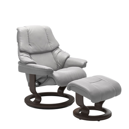 Reno (M) Classic armchair with footrest