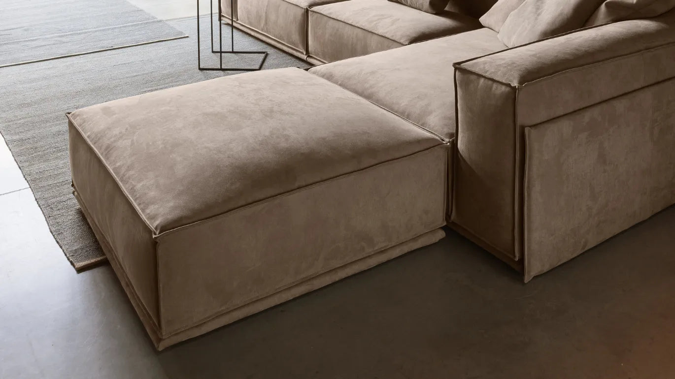 Roland sofa 